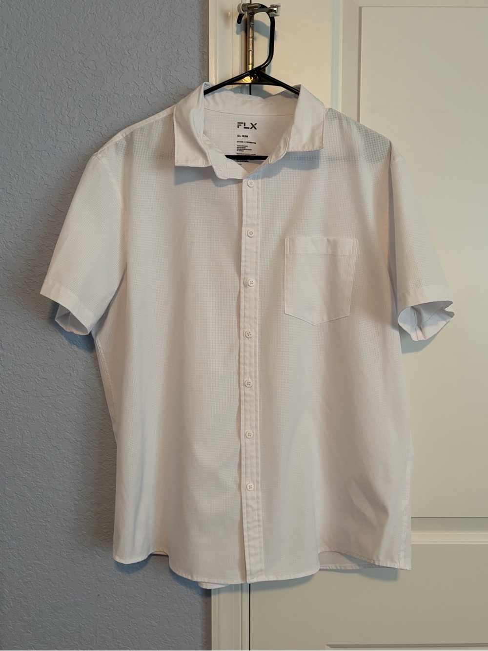 FLX Men’s White Short-Sleeve Button Down Shirt